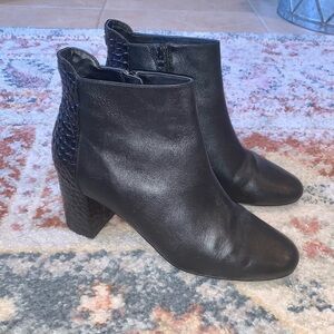 Cole Haan Nella Booties Black Pointed Toe Leather Croc Accent Detail Size 8.5